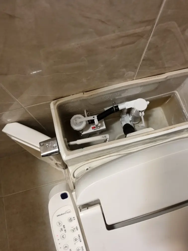 변기 부속품 교체, 어떤 부품을 언제 바꿔야 할까